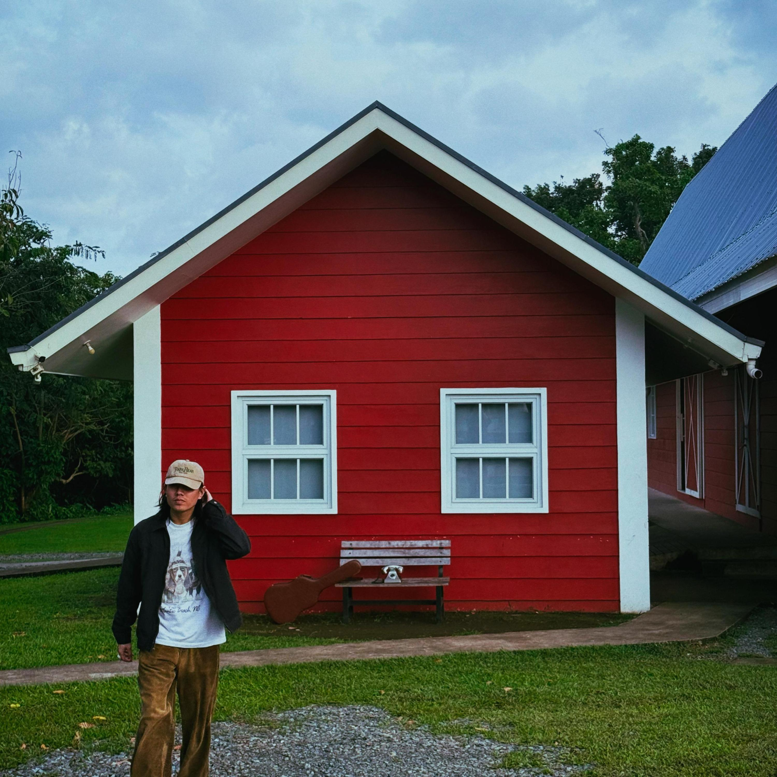 TRACK REVIEW: dear fr1end – VOICEMAILS